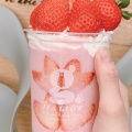 苺のスムージー - 実際訪問したユーザーが直接撮影して投稿した今泉町カフェSHOP TEA GLOWの写真のメニュー情報