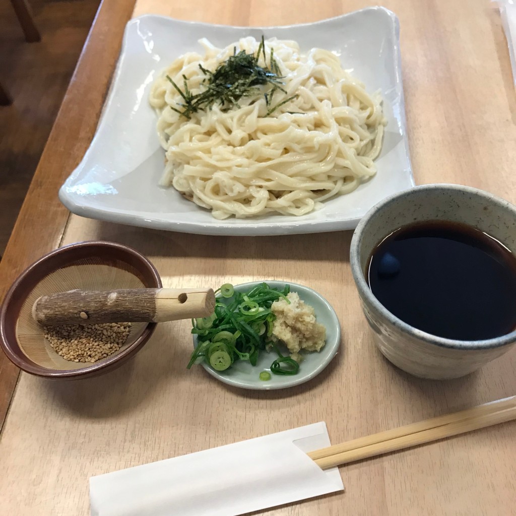 あまちゃんさんが投稿した宇治うどんのお店うえだ/ウエダテモミウドンテンの写真