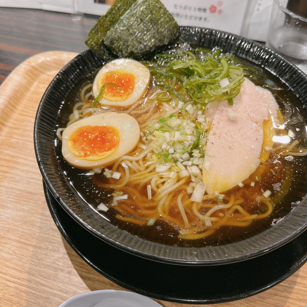 ユーザーが投稿した醤油ラーメンの写真 - 実際訪問したユーザーが直接撮影して投稿した千住旭町居酒屋東北うまいもの酒場 プエドバルの写真