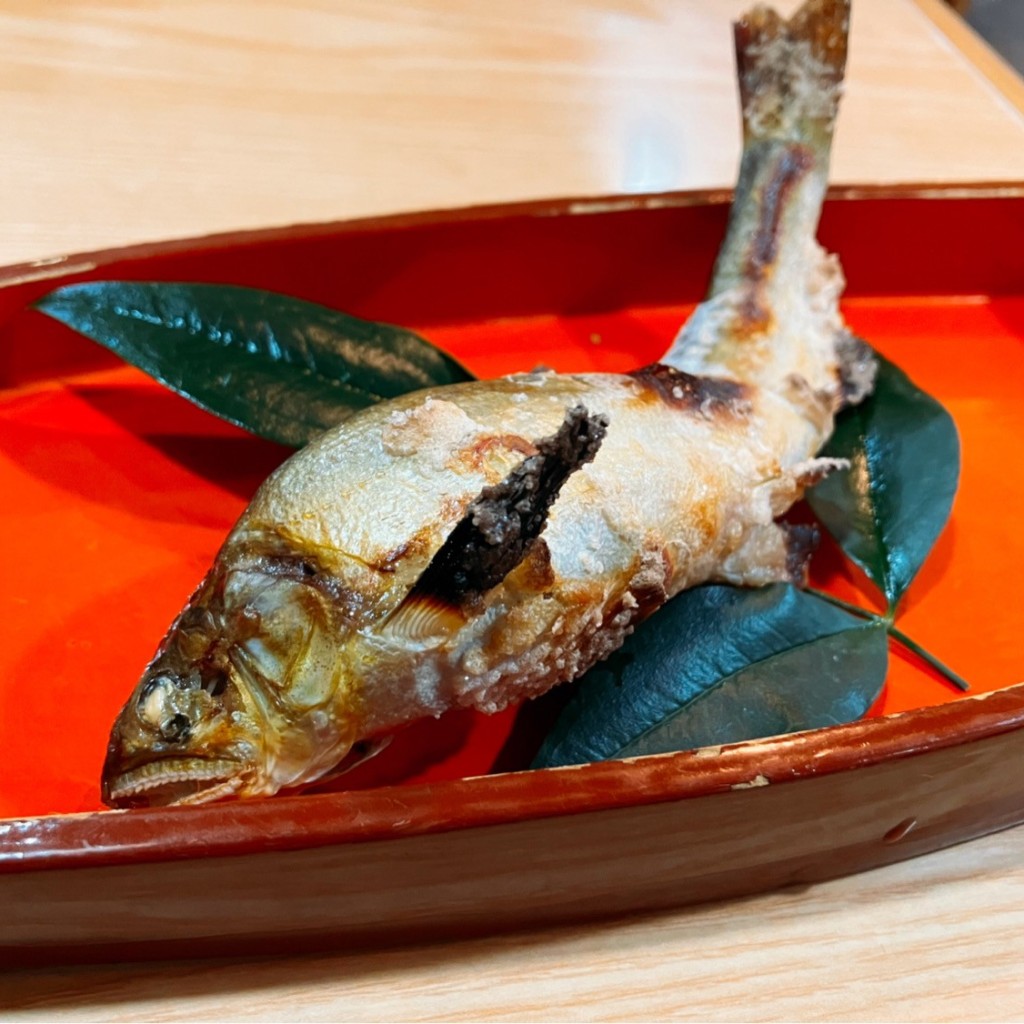 ユーザーが投稿した鮎の塩焼きの写真 - 実際訪問したユーザーが直接撮影して投稿した東山町長坂定食屋たかこうの写真