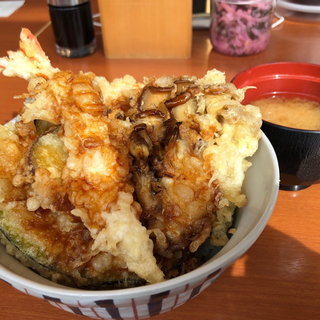 ユーザーが投稿した野菜天丼の写真 - 実際訪問したユーザーが直接撮影して投稿した焼山天丼てんや&知多家 植田焼山店の写真