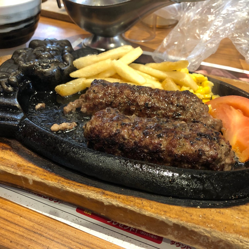 ユーザーが投稿した炭焼き粗挽きハンバーグLunchの写真 - 実際訪問したユーザーが直接撮影して投稿したけやき台ステーキブロンコビリー 三田けやきプラザ店の写真