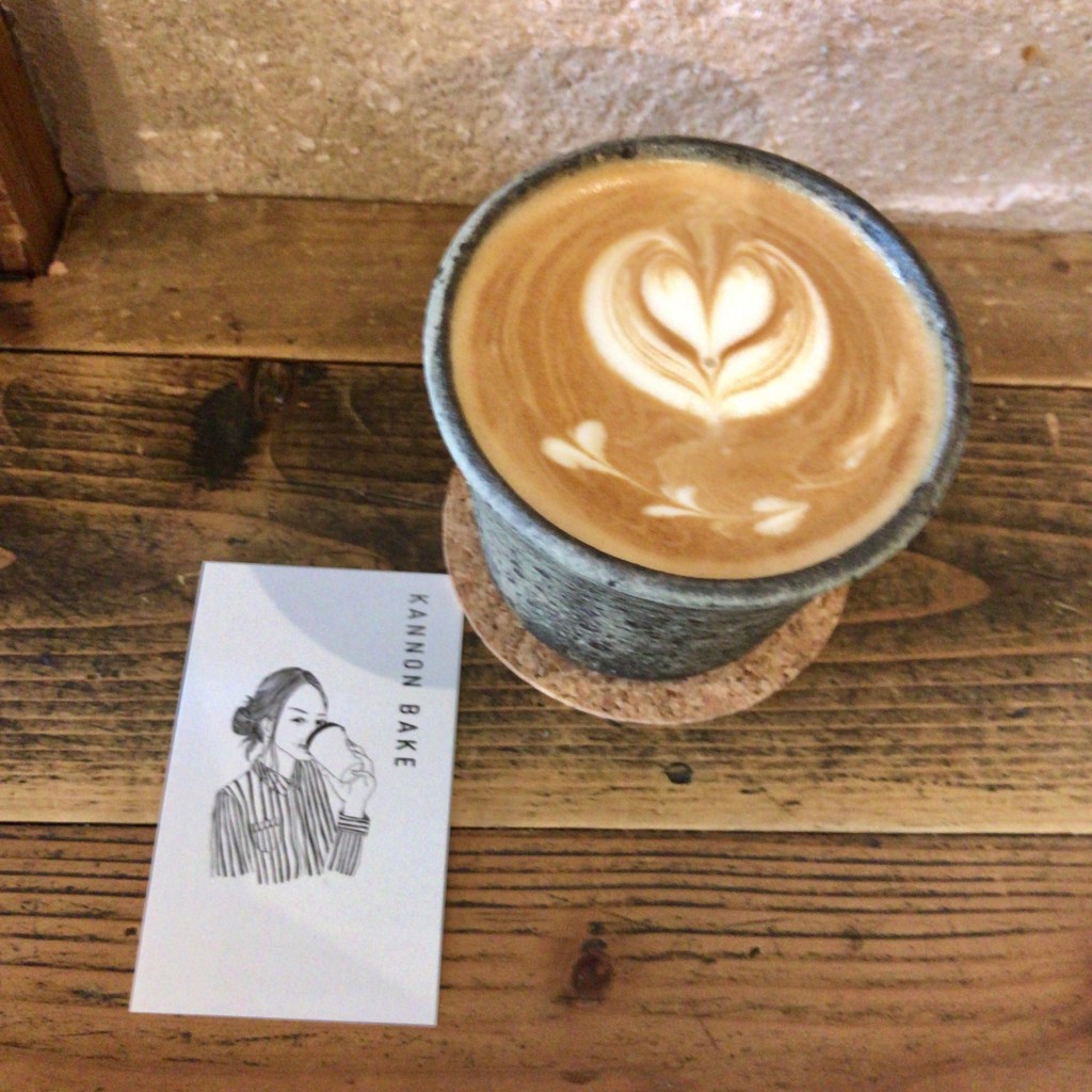 ユーザーが投稿したカフェラテの写真 - 実際訪問したユーザーが直接撮影して投稿した末盛通コーヒー専門店カンノン コーヒー 本山の写真