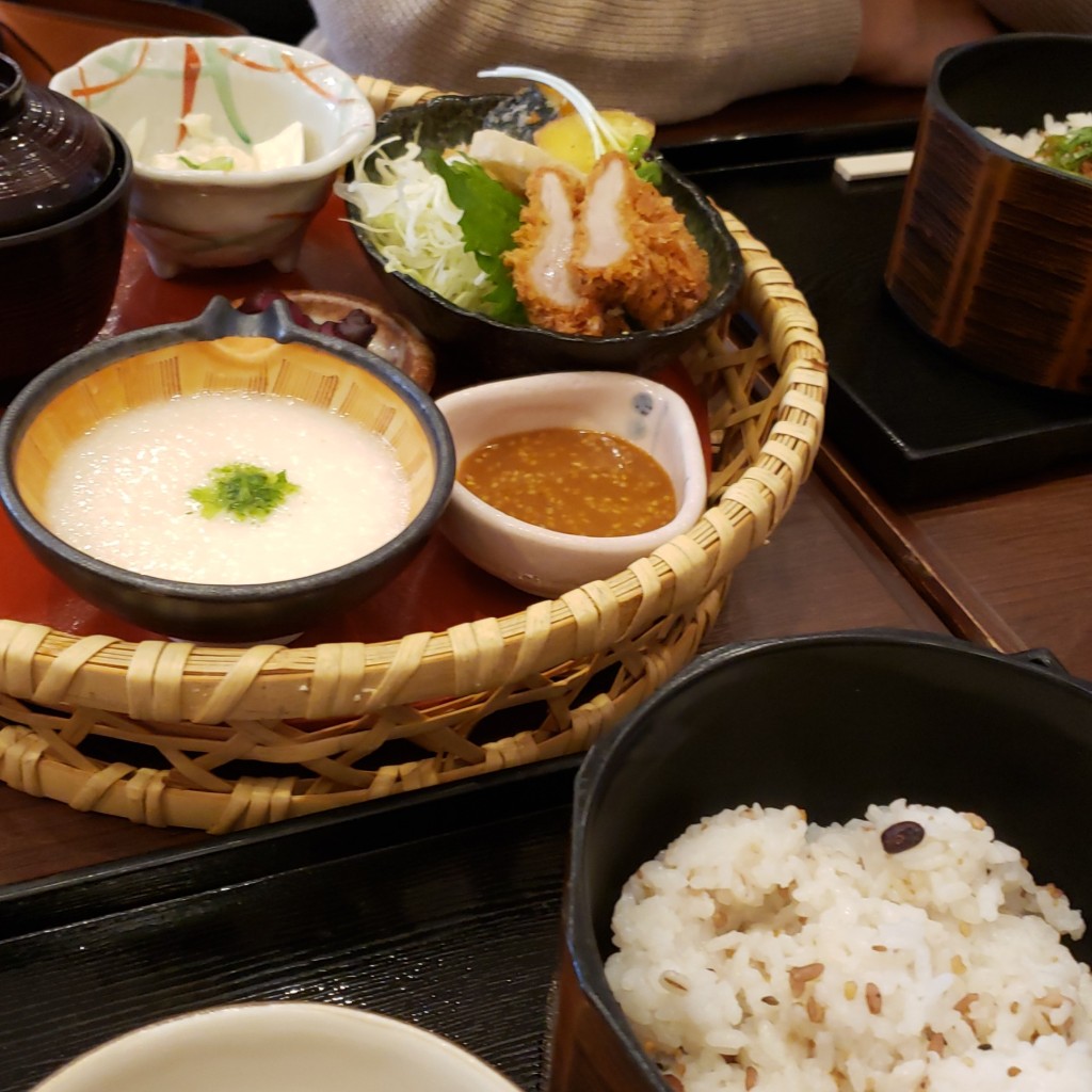 ユーザーが投稿した籠もりの写真 - 実際訪問したユーザーが直接撮影して投稿した中川和食 / 日本料理とろ麦 おのだサンパーク店の写真