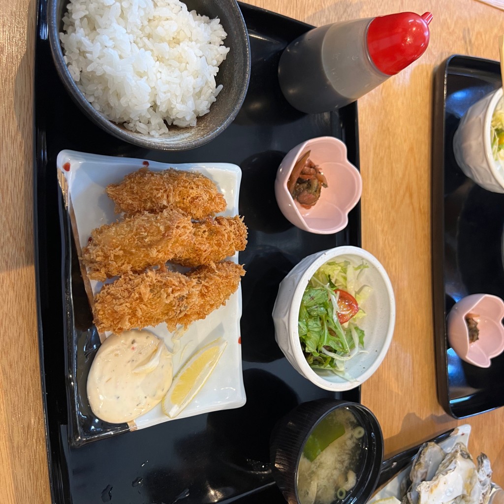 ユーザーが投稿したLunchカキフライ定食の写真 - 実際訪問したユーザーが直接撮影して投稿した土堂魚介 / 海鮮料理かき左右衛門の写真