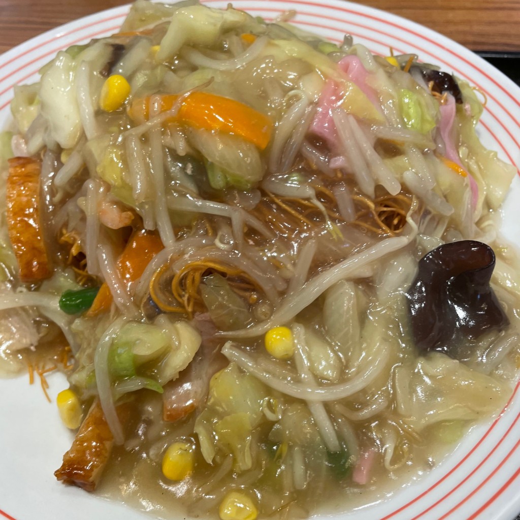 ユーザーが投稿した野菜たっぷり皿うどんの写真 - 実際訪問したユーザーが直接撮影して投稿した弓場町ちゃんぽんリンガーハット 西宮弓場店の写真