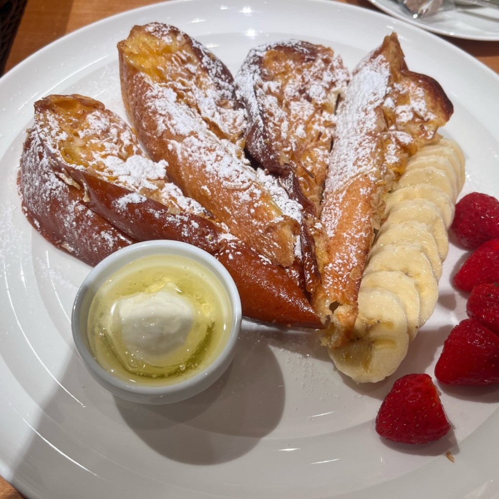 ユーザーが投稿したSunshine French Toastの写真 - 実際訪問したユーザーが直接撮影して投稿した新宿カフェサラベス ルミネ新宿店の写真