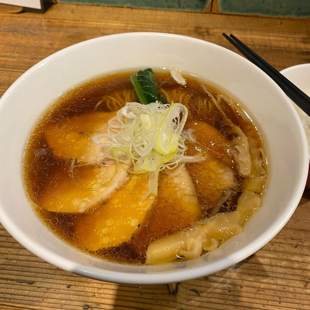 kuimon100さんが投稿した桂町ラーメン専門店のお店ラーメンフリーバーズ/Ramen Free Birdsの写真