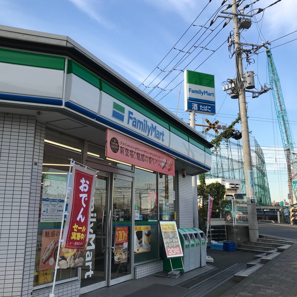 実際訪問したユーザーが直接撮影して投稿した星野町コンビニエンスストアファミリーマート 横浜コットンハーバー店の写真