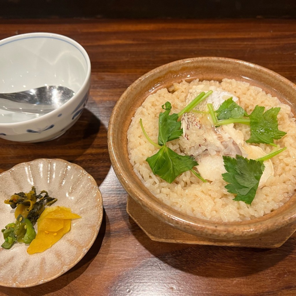 ユーザーが投稿した土鍋で炊く淡路鯛御飯の写真 - 実際訪問したユーザーが直接撮影して投稿した多賀魚介 / 海鮮料理淡路島 鼓やの写真