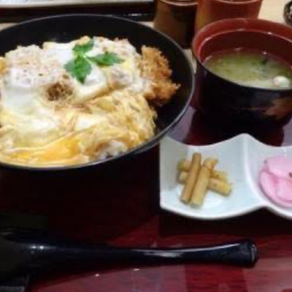 ユーザーが投稿したロースかつ丼の写真 - 実際訪問したユーザーが直接撮影して投稿した鳴海町とんかつ新宿さぼてん 鳴海アピタ店の写真