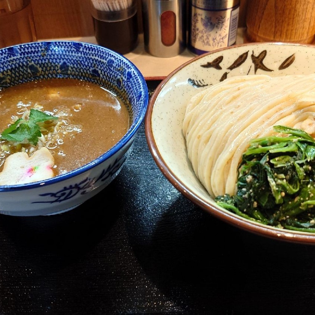 ウォーリー3310さんが投稿した鶴見中央ラーメン専門店のお店らー麺土俵 鶴嶺峰/ラーメンドヒョウ カクレイホウの写真