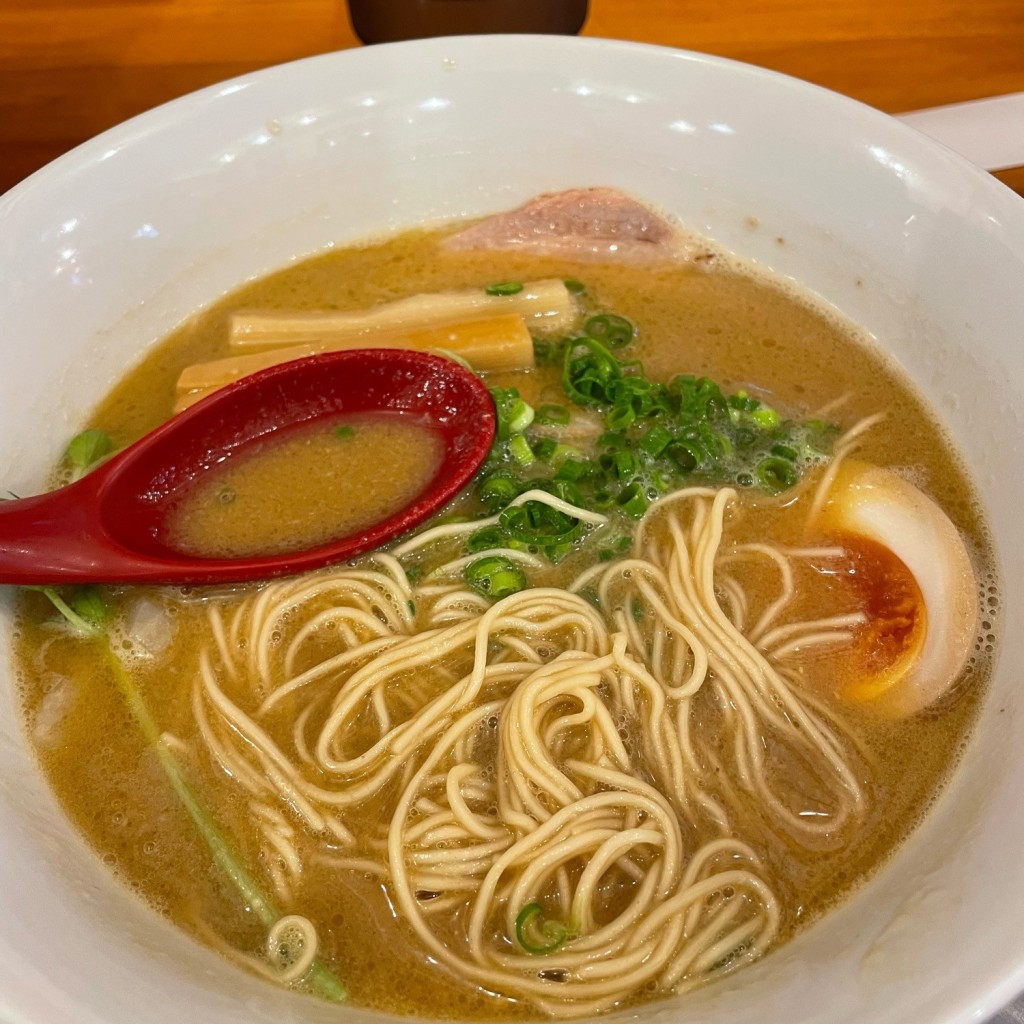 ユーザーが投稿した濃厚白湯ラーメンの写真 - 実際訪問したユーザーが直接撮影して投稿した松葉町ラーメン専門店九六亭の写真