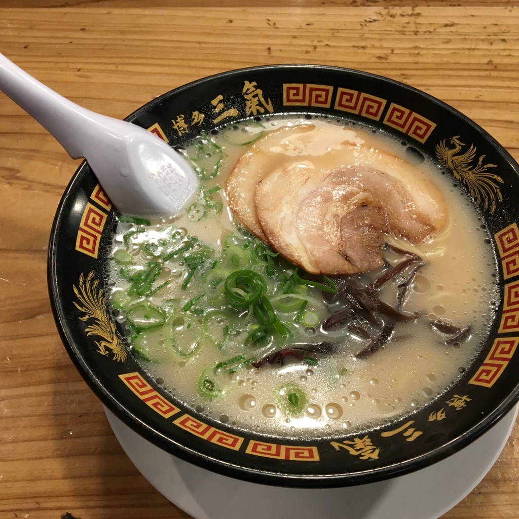 ユーザーが投稿したラーメンの写真 - 実際訪問したユーザーが直接撮影して投稿した原田ラーメン専門店博多三氣 松島原田店の写真