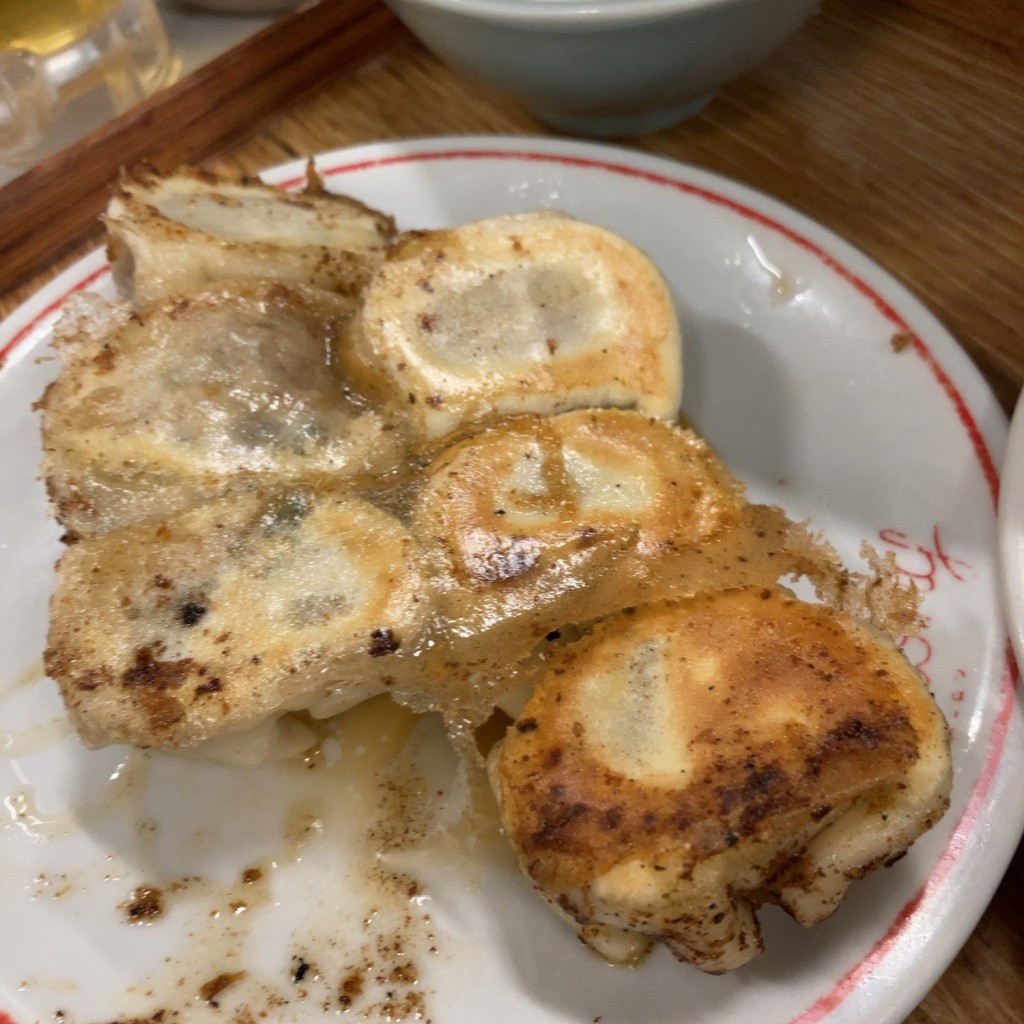 ユーザーが投稿した焼き定食 8個の写真 - 実際訪問したユーザーが直接撮影して投稿した丸の内餃子東京ギョーザスタンド ウーロンの写真