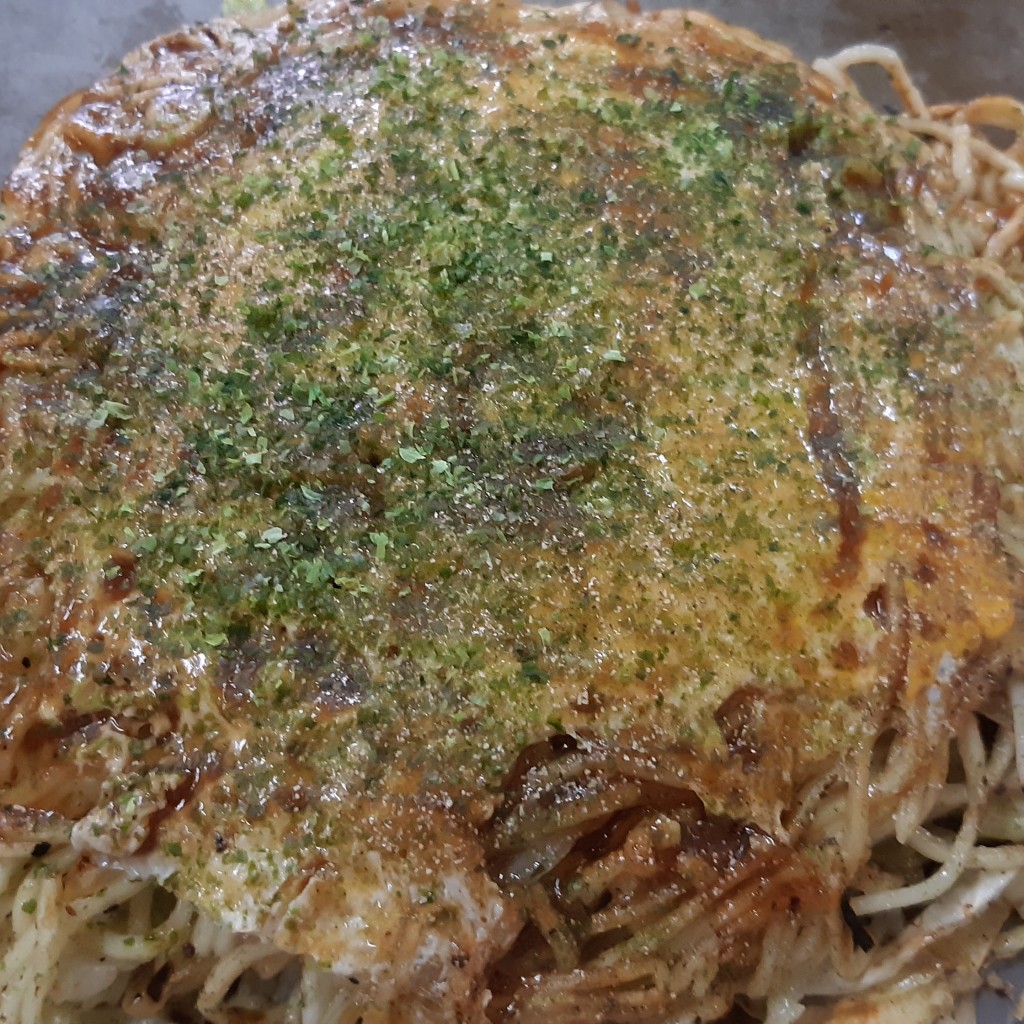 ユーザーが投稿した肉たまそば イカ天トッピングの写真 - 実際訪問したユーザーが直接撮影して投稿した阿賀中央お好み焼き広島風お好み まっちゃんの写真
