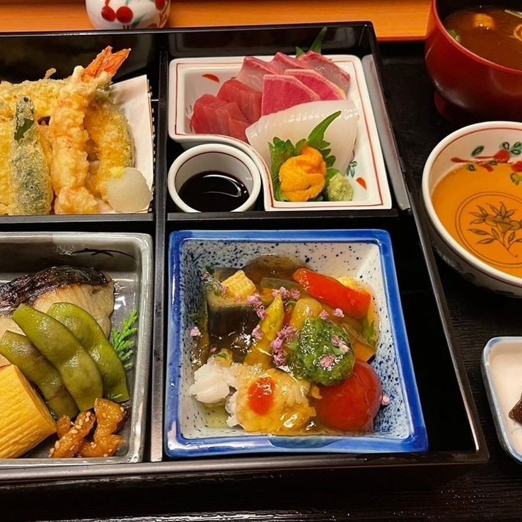 実際訪問したユーザーが直接撮影して投稿した味間新和食 / 日本料理丹南茶寮の写真