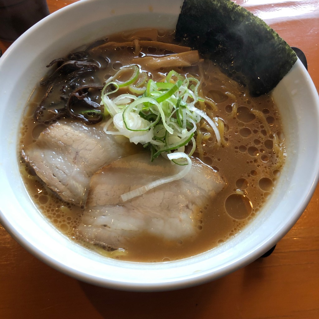 ユーザーが投稿した醤油ラーメンの写真 - 実際訪問したユーザーが直接撮影して投稿した東苗穂十二条ラーメン / つけ麺麺処 そめいよしの 東苗穂店の写真