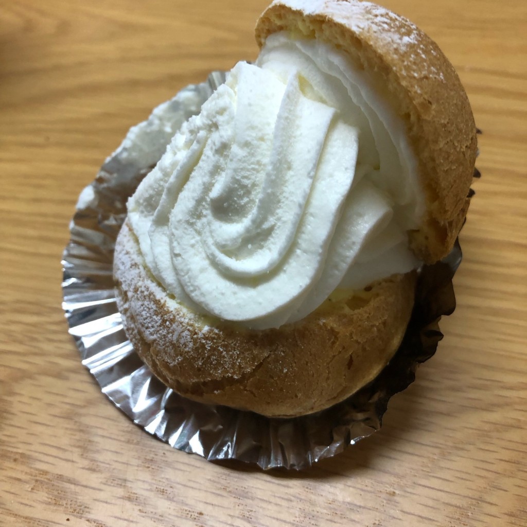 ユーザーが投稿した生シュークリームの写真 - 実際訪問したユーザーが直接撮影して投稿した小原田和菓子大越菓子店の写真