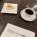 ケーキセット - 実際訪問したユーザーが直接撮影して投稿した北五条西バーThe Lobby Loungeの写真のメニュー情報