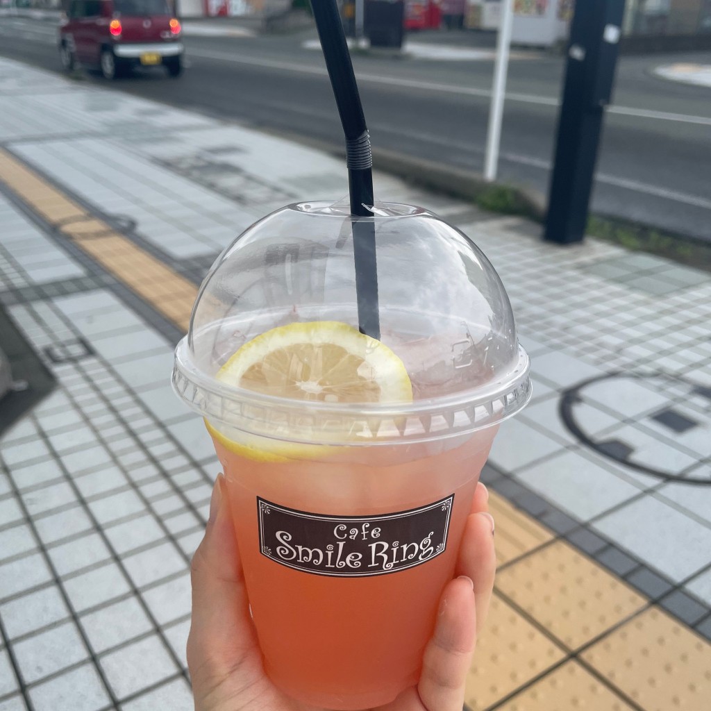 ユーザーが投稿した生グレープフルーツジュースの写真 - 実際訪問したユーザーが直接撮影して投稿した土崎港中央カフェカフェスマイルリングの写真