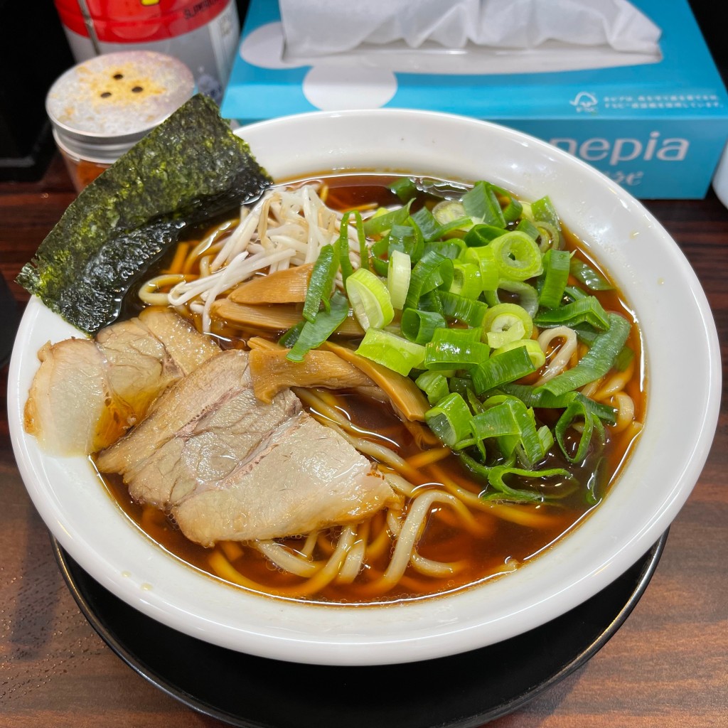 匿命係さんが投稿した梅田ラーメン専門店のお店中華ばそ/チュウカバソの写真