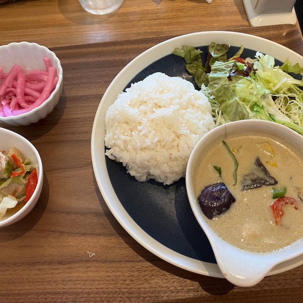 ユーザーが投稿した【ランチ】グリーンカレーの写真 - 実際訪問したユーザーが直接撮影して投稿した小菅ケ谷洋食SOBANIの写真