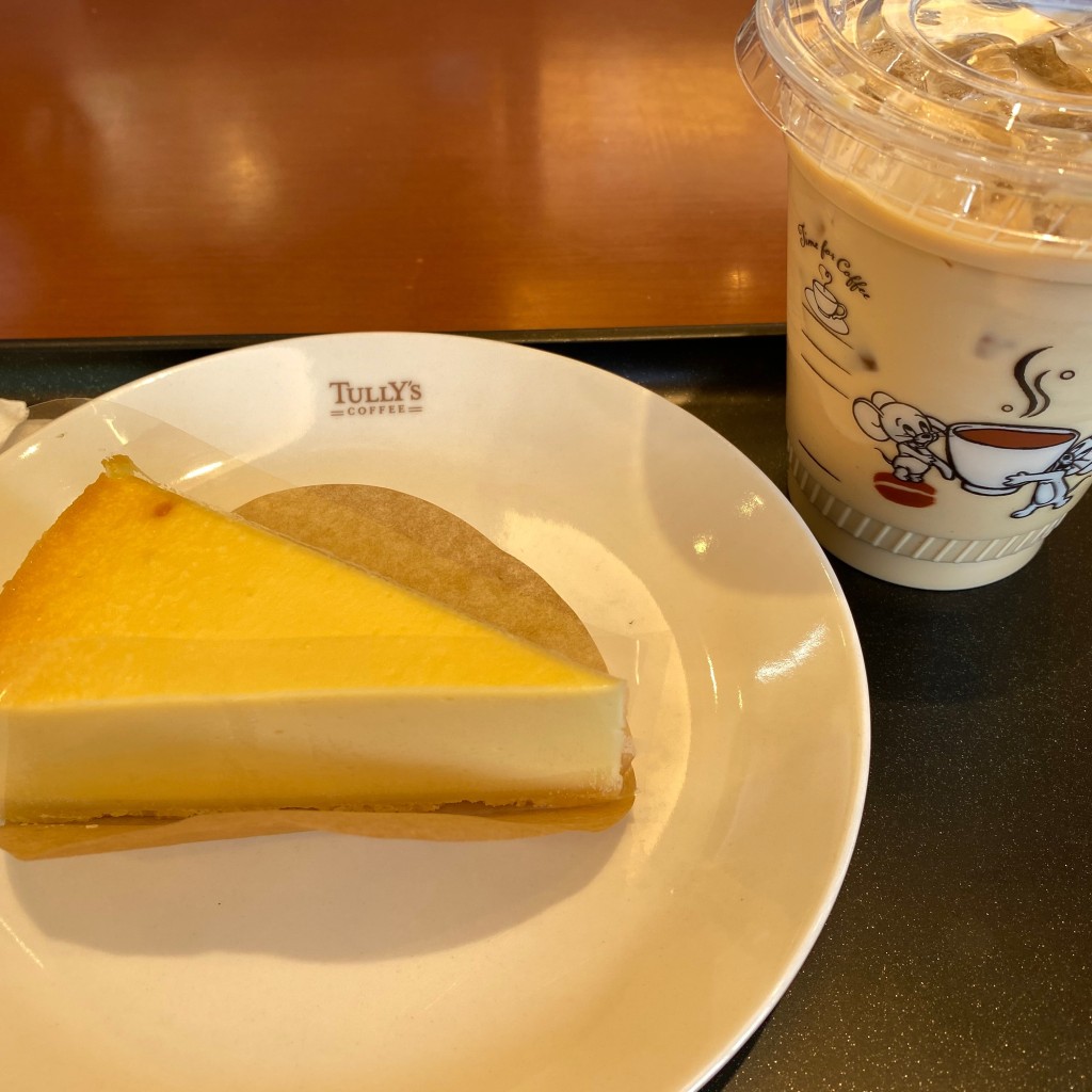 ユーザーが投稿したニューヨークチーズケーキの写真 - 実際訪問したユーザーが直接撮影して投稿した大阪城カフェタリーズコーヒー 大阪城公園駅前店の写真
