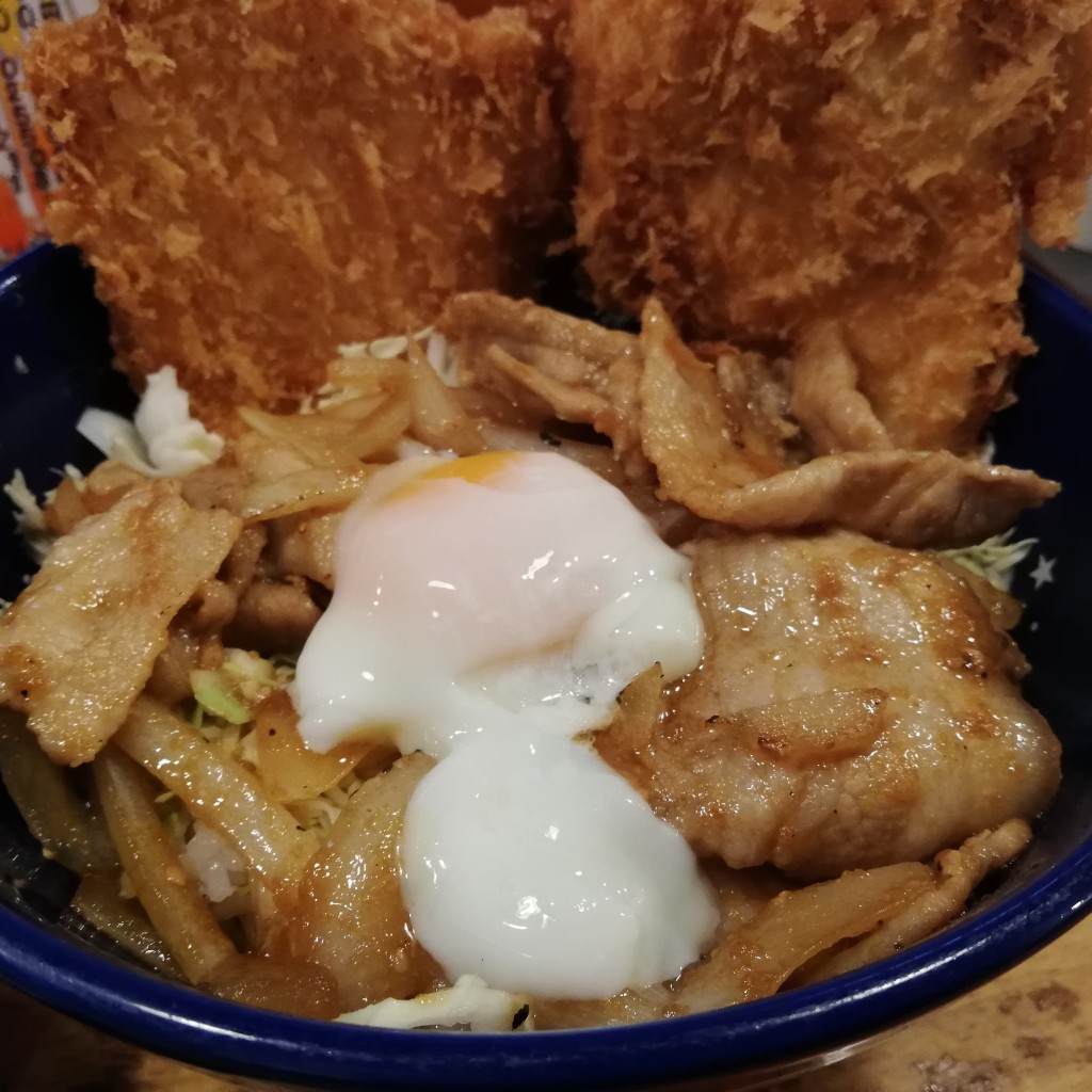 ユーザーが投稿したスタミナ野郎丼(やきとり)の写真 - 実際訪問したユーザーが直接撮影して投稿した阿佐谷北定食屋阿佐ケ谷ダイニングキッチンの写真