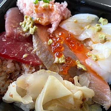 実際訪問したユーザーが直接撮影して投稿した大久保丼ものマグロ丼丸 京成大久保店の写真