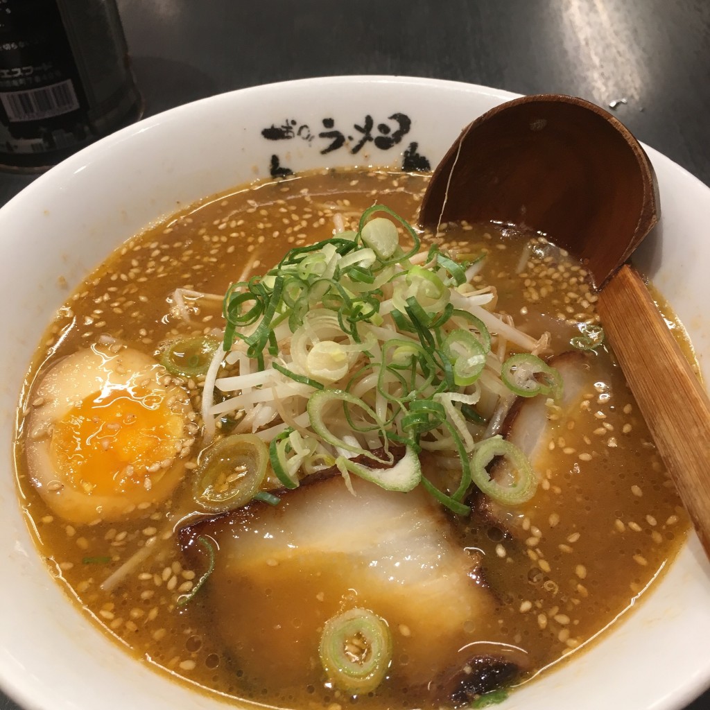 TUKOHIRAOさんが投稿した江之子島ラーメン / つけ麺のお店博多ラーメン よかよの写真