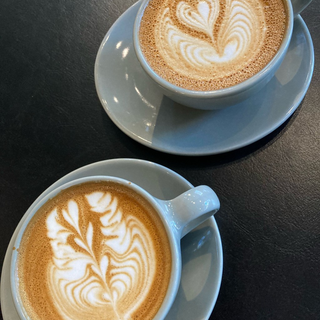 ユーザーが投稿したカフェラテの写真 - 実際訪問したユーザーが直接撮影して投稿した上目黒カフェSwell Coffee Roastersの写真