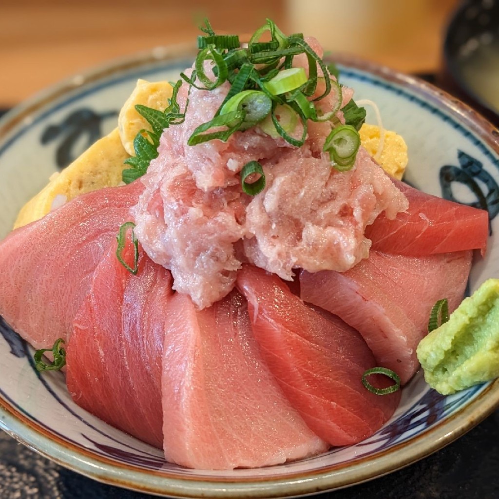 ユーザーが投稿したマグロ丼の写真 - 実際訪問したユーザーが直接撮影して投稿した北瓦町居酒屋IZAKAYA 田jyuの写真