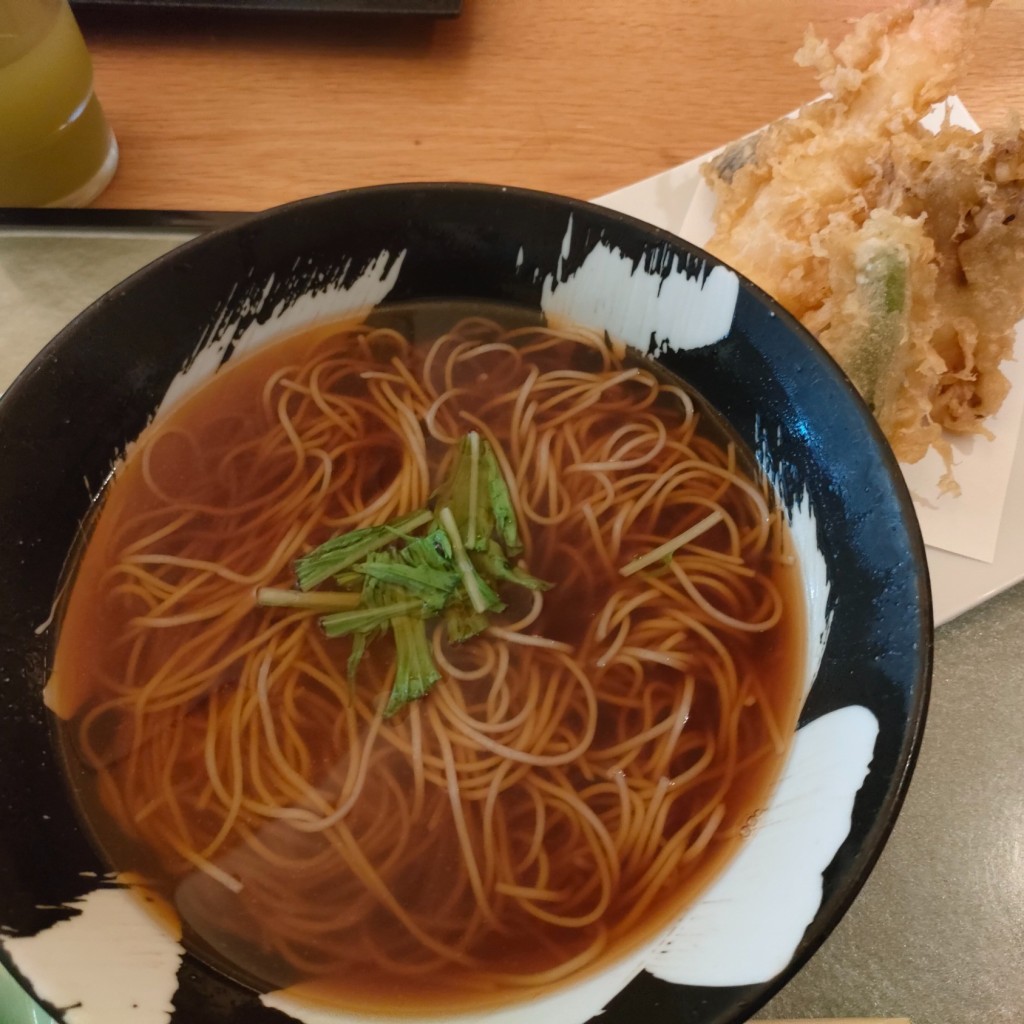 ユーザーが投稿した天ぷら蕎麦の写真 - 実際訪問したユーザーが直接撮影して投稿した北千束そば志波田の写真