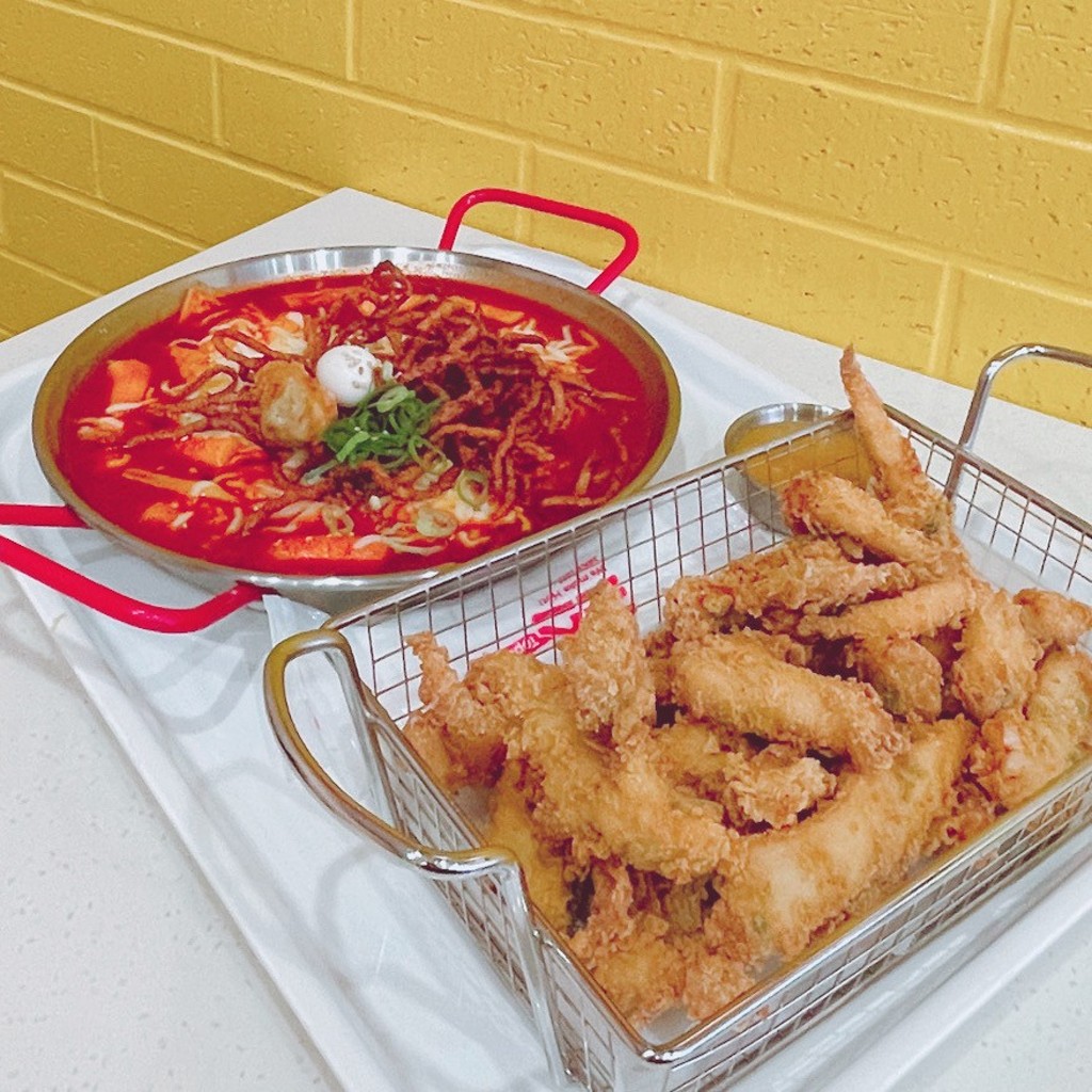 女子大学生の日常記録さんが投稿した鶴橋韓国料理のお店ジョーズトッポッキの写真