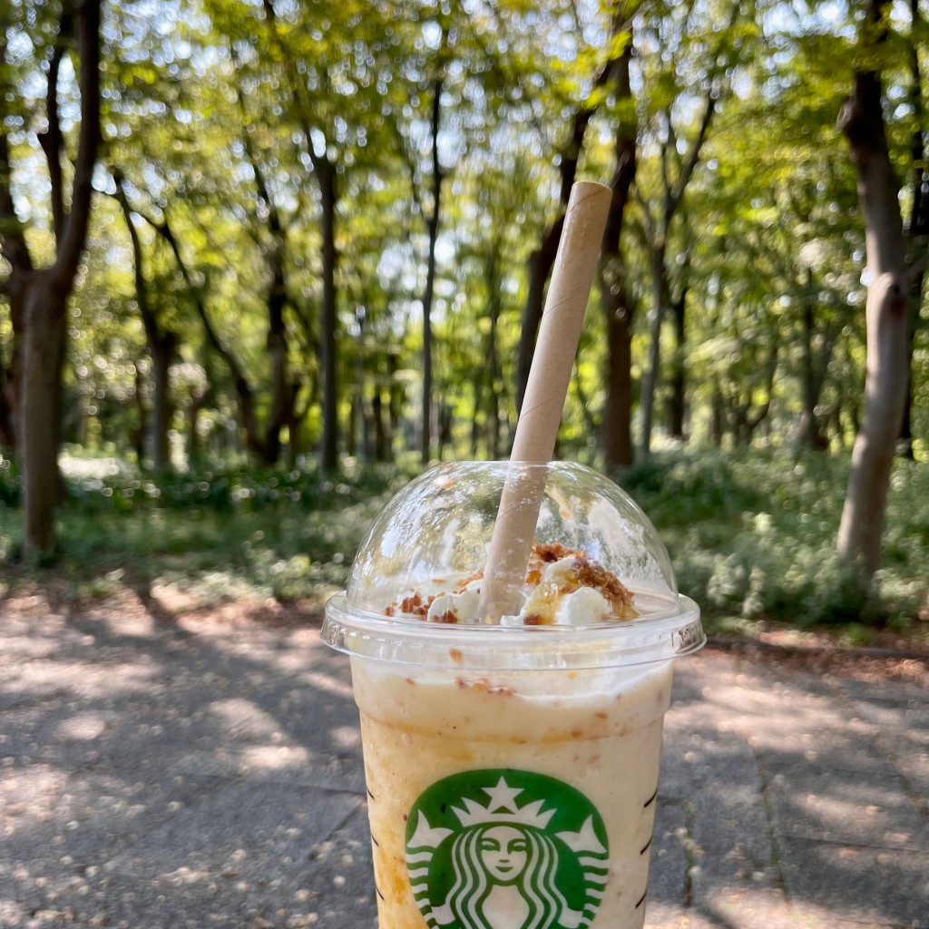 ユーザーが投稿した焼き芋ブリュレ フラペチーノの写真 - 実際訪問したユーザーが直接撮影して投稿した大阪城カフェスターバックスコーヒー 大阪城公園森ノ宮店の写真