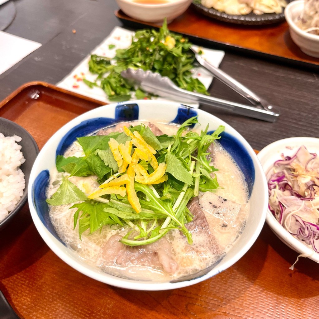 ユーザーが投稿した【名物】和のソルロンタン 濃厚白湯牛吸椀定食の写真 - 実際訪問したユーザーが直接撮影して投稿した丸の内焼肉純但馬牛 美方 powered by GORIOの写真