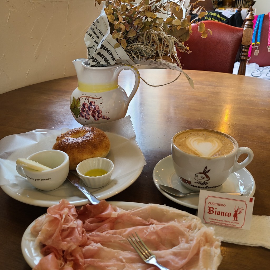 こけかつサンドさんが投稿した南川瀬町カフェのお店Caffe Bianco/カッフェビアンコの写真