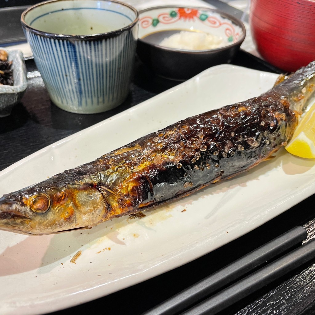 ユーザーが投稿した新サンマ塩焼きの写真 - 実際訪問したユーザーが直接撮影して投稿した四谷和食 / 日本料理炭火魚 旬彩料理 坂本の写真
