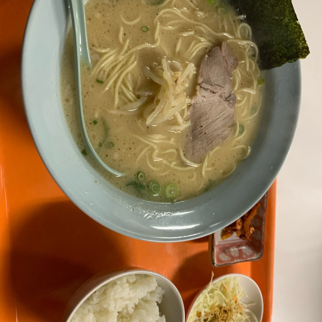 ユーザーが投稿したラーメン唐揚げ定食の写真 - 実際訪問したユーザーが直接撮影して投稿した大町ラーメン / つけ麺ラーメン屋さんの写真