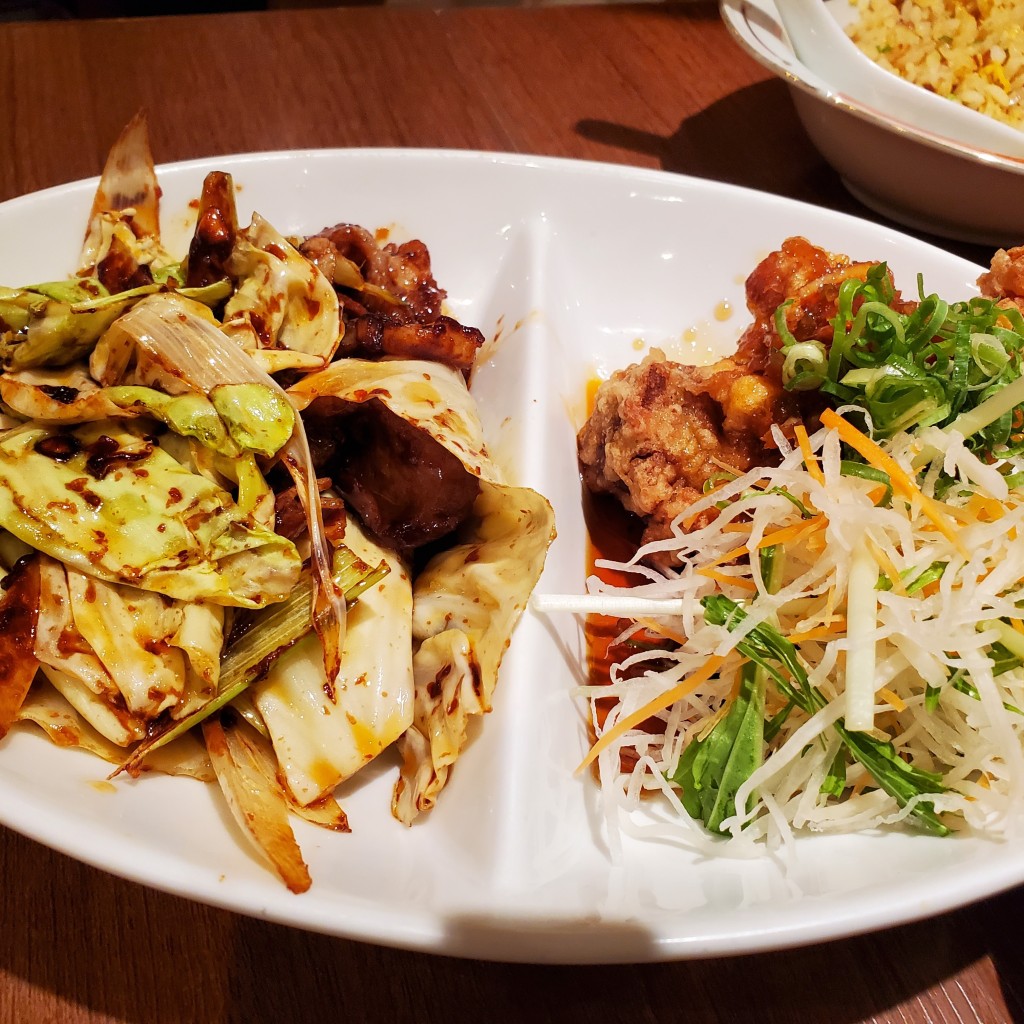ユーザーが投稿したコンビ定食の写真 - 実際訪問したユーザーが直接撮影して投稿した悲田院町中華料理紅虎軒 天王寺ミオ店の写真