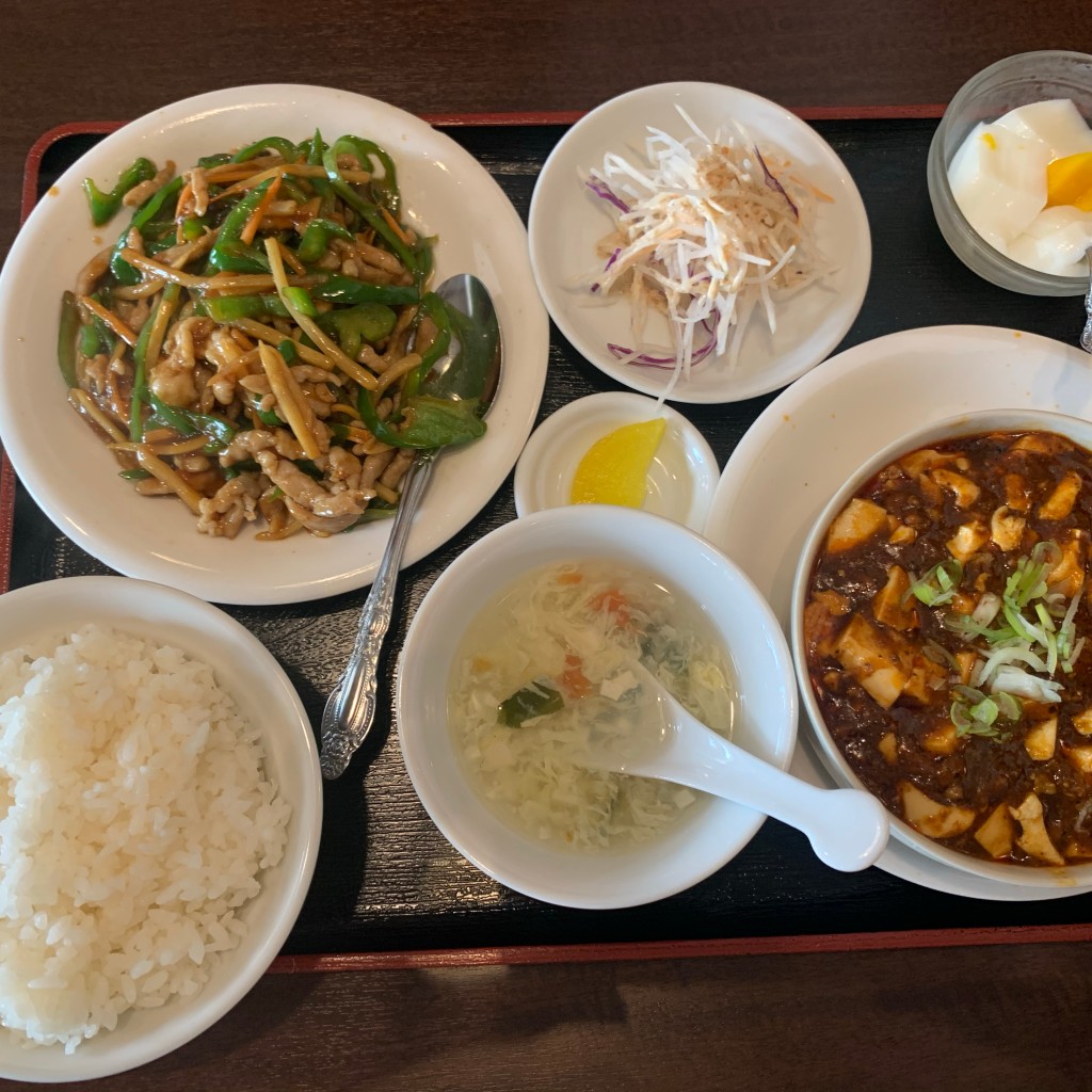 ユーザーが投稿した麻婆豆腐と青椒肉絲定食の写真 - 実際訪問したユーザーが直接撮影して投稿した大津台湾料理台湾料理 シンオウの写真