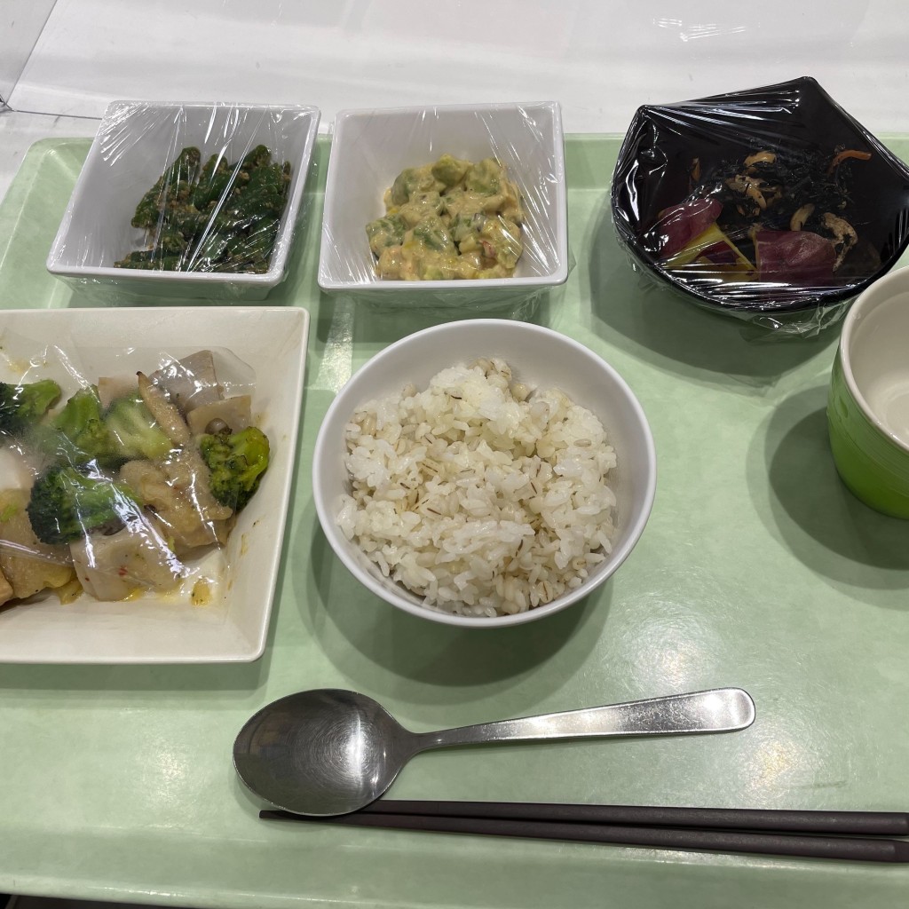 ユーザーが投稿した惣菜コンビ  さつま芋 ひじきの写真 - 実際訪問したユーザーが直接撮影して投稿した下大久保定食屋埼玉大学第1食堂部の写真