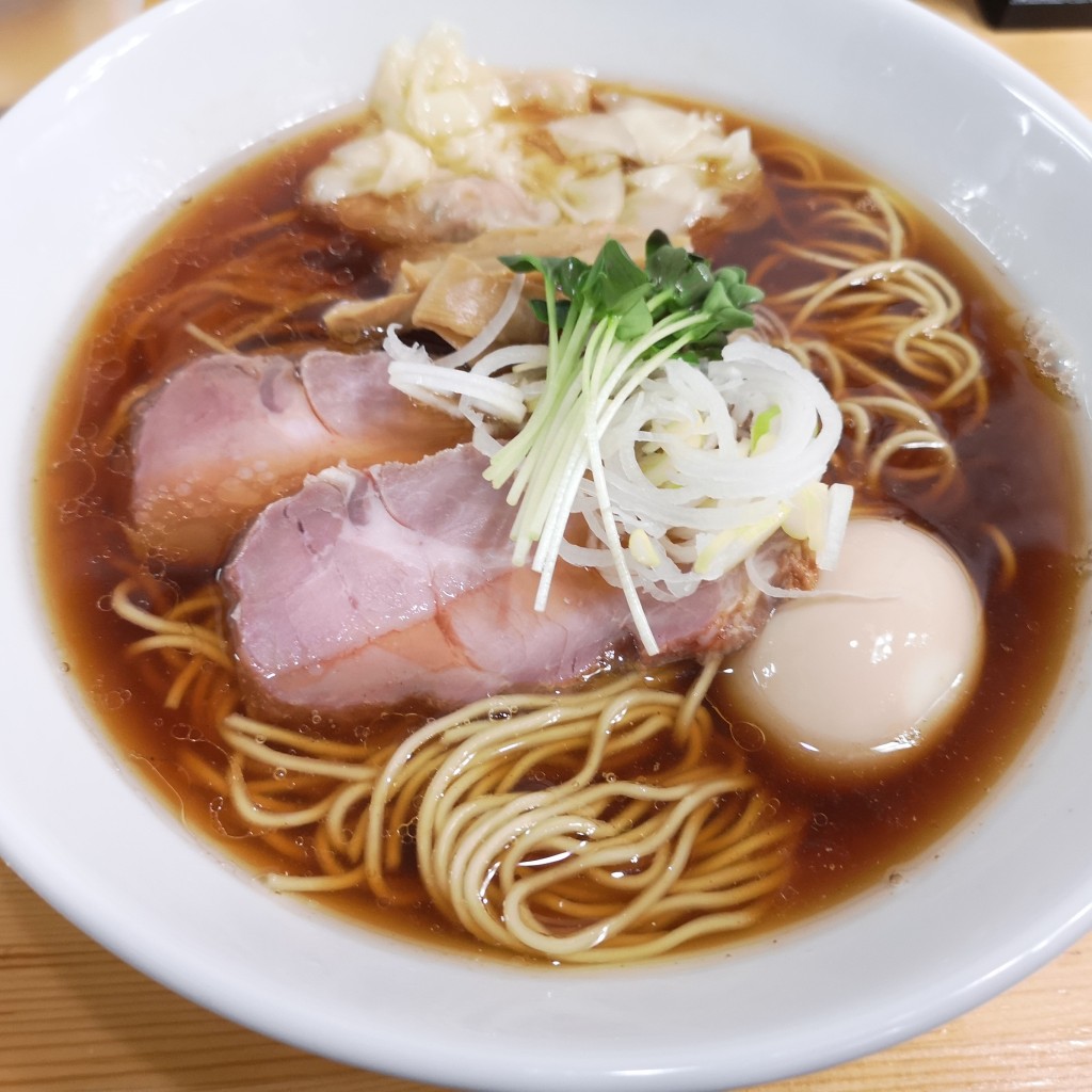 ユーザーが投稿した特製ラーメンの写真 - 実際訪問したユーザーが直接撮影して投稿した北沢ラーメン専門店中華そば こてつの写真