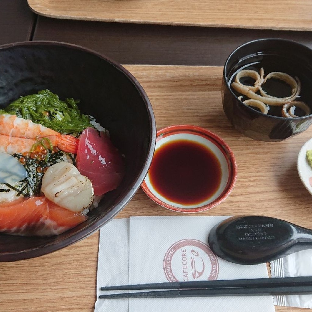 ユーザーが投稿した海鮮丼の写真 - 実際訪問したユーザーが直接撮影して投稿した福浦カフェCOREの写真