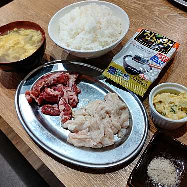 実際訪問したユーザーが直接撮影して投稿した御経塚焼肉大衆焼肉ホルモン酒場 とりとん 御経塚店の写真