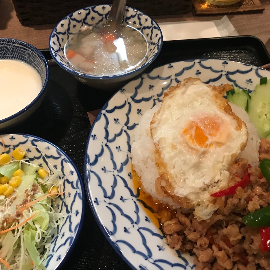 うめミンツさんが投稿した浜松町タイ料理のお店Roi Khon 浜松町駅前店/ローイ コン ハママツチョウエキマエテンの写真