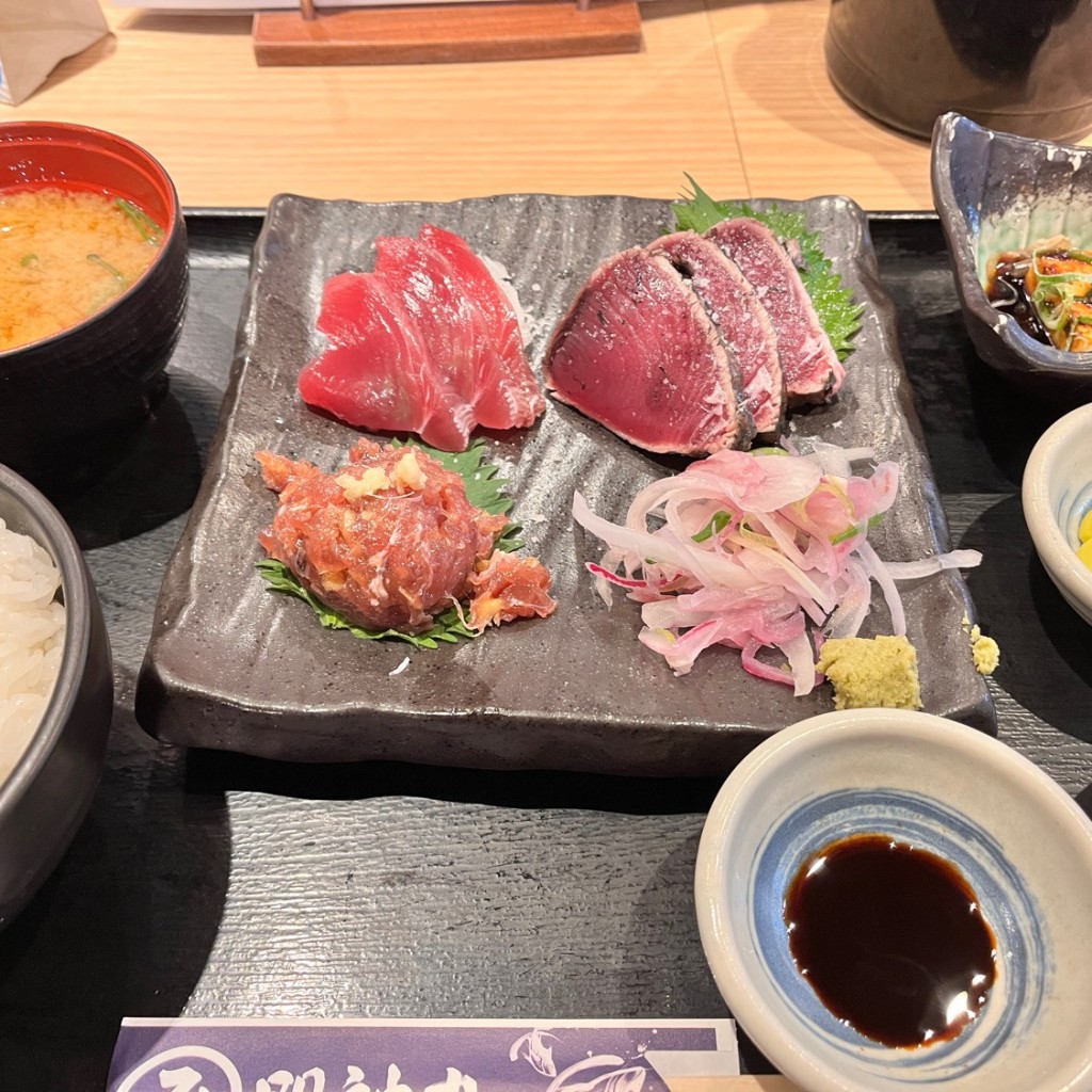 ユーザーが投稿したLunch明神丸の戻り鰹三昧定食 東京の写真 - 実際訪問したユーザーが直接撮影して投稿した一ツ橋居酒屋明神丸 竹橋パレスサイドビル店の写真