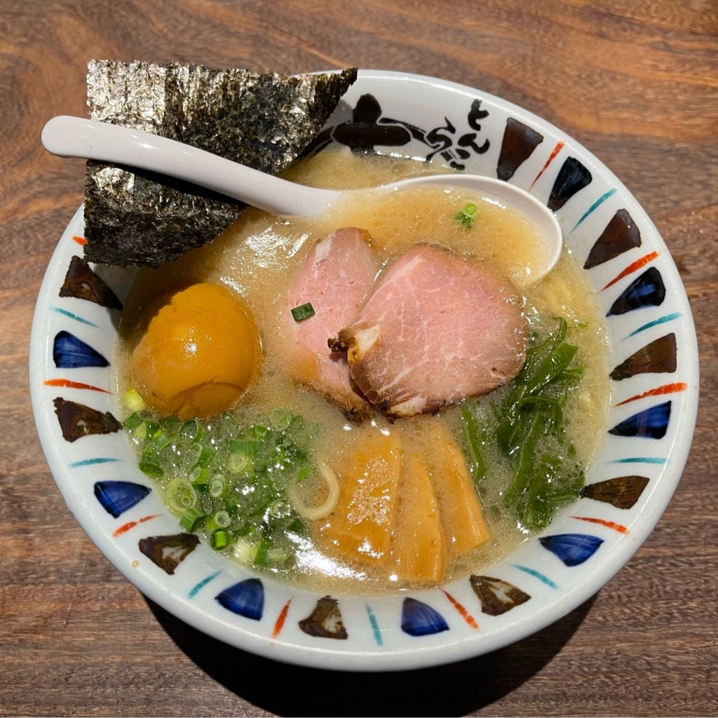 ユーザーが投稿したこくまろラーメンの写真 - 実際訪問したユーザーが直接撮影して投稿した上大岡西ラーメン専門店七志 上大岡店の写真