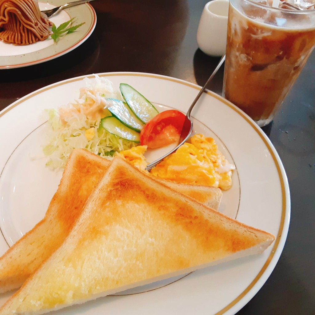 khatさんが投稿した新栄町喫茶店のお店カフェムラサキの写真